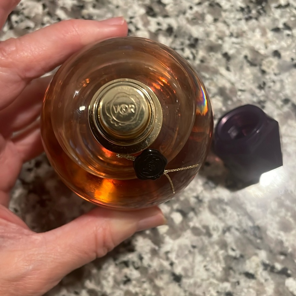Viktor & Rolf “Good Fortune”Fragrance with Geometric Cap only 10% used - Picture 3 of 5